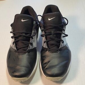 Nike Black and White Delight V Golf Shoes